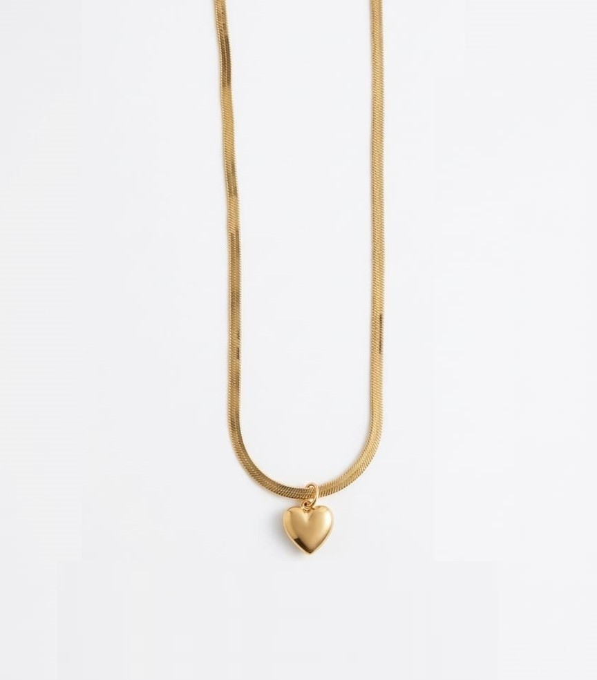 Heart Pendant in Snake Chain